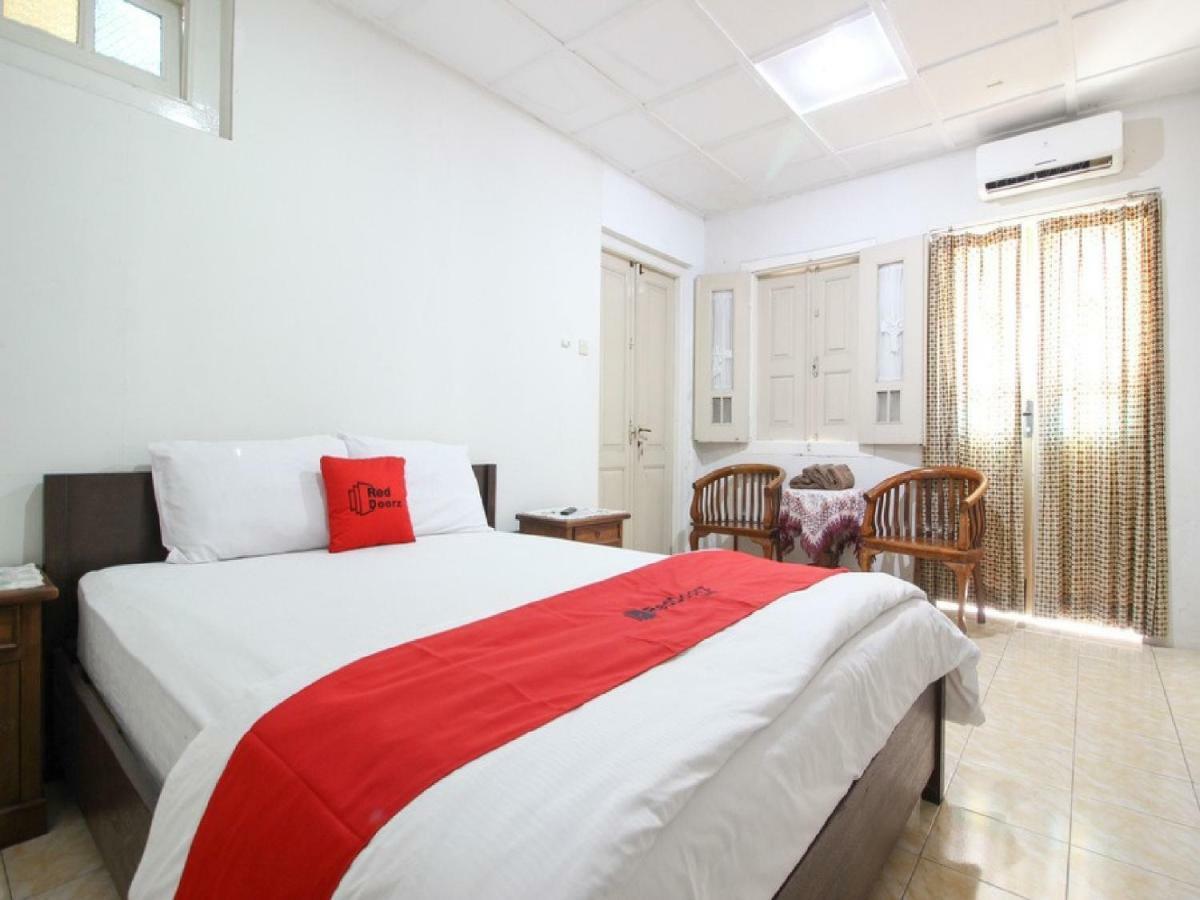 מלון Reddoorz Syariah Near Wijilan יוגיאקרטה מראה חיצוני תמונה