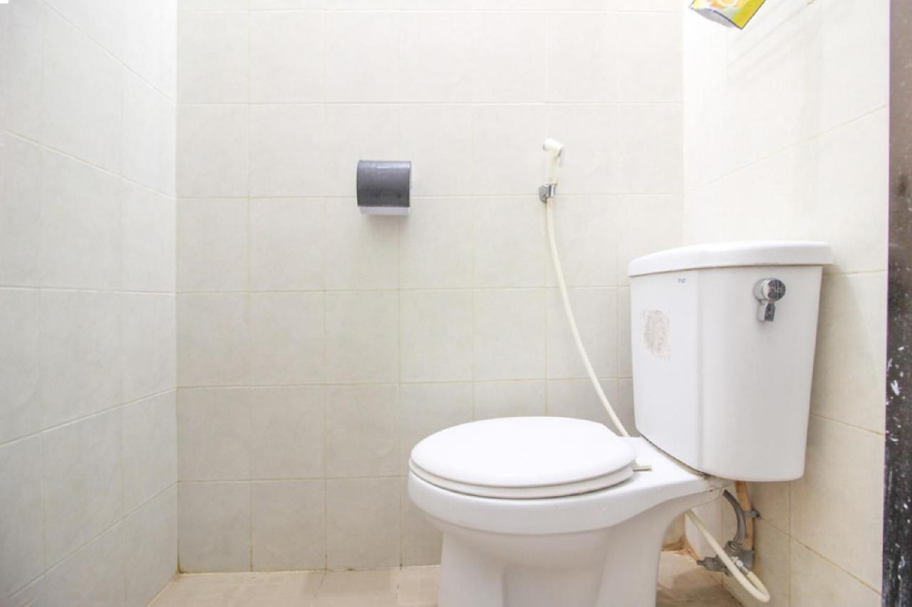 מלון Reddoorz Syariah Near Wijilan יוגיאקרטה מראה חיצוני תמונה